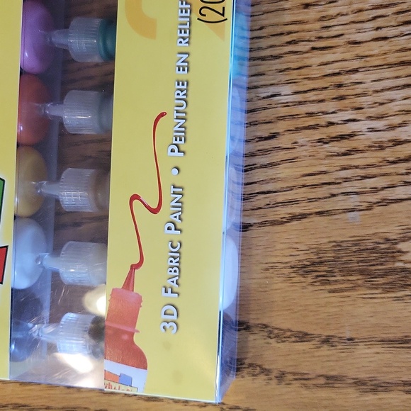 Scribbles 3D Fabric Paint Shiny - Picture 4 of 7